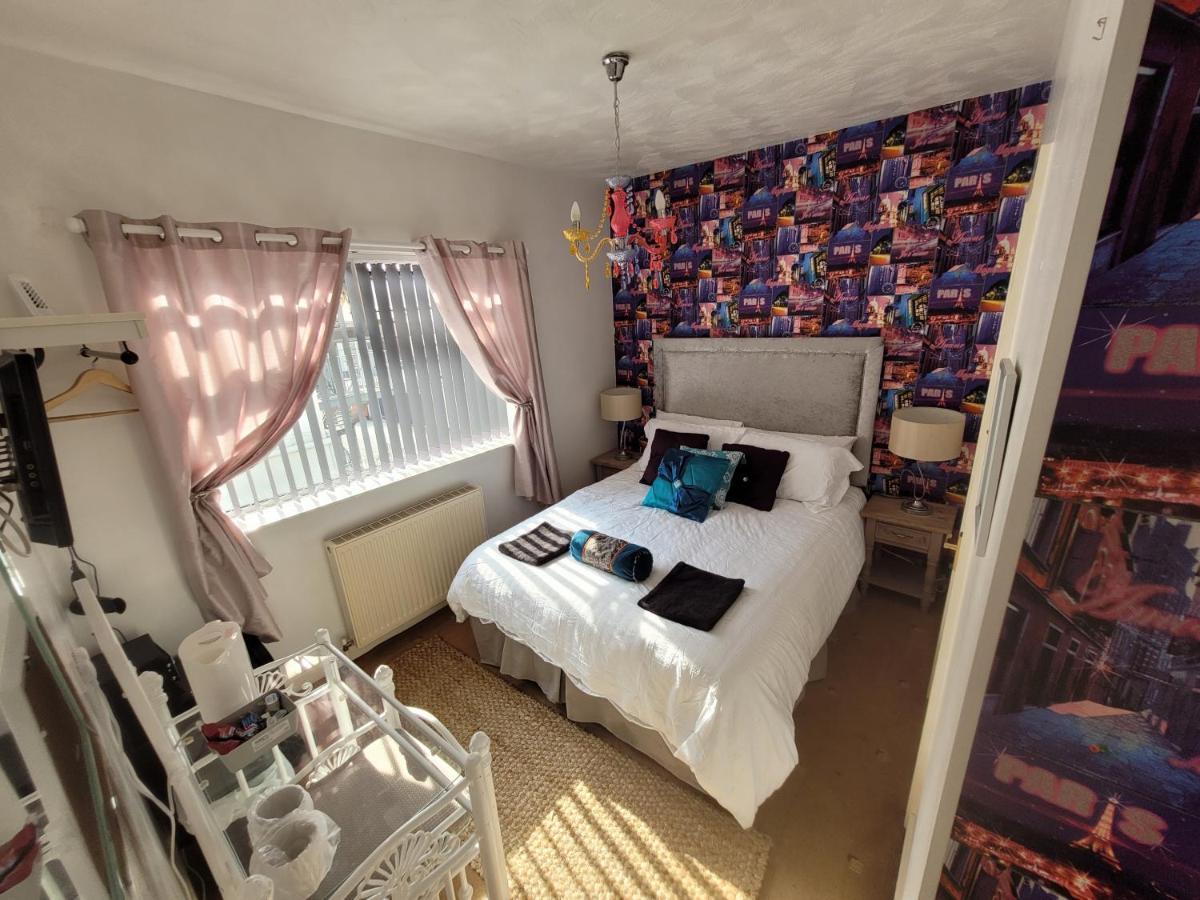 Tamarind Cove & Barrons Hotel Blackpool Exteriör bild